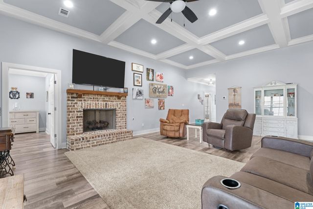 11958 GLEN RIDGE BOULEVARD, Moundville, AL 35474