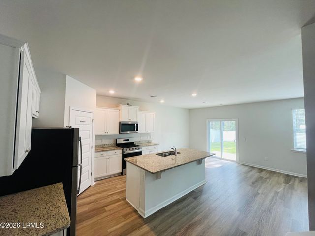 120 Hiatus Court, Ridgeland, SC 29936