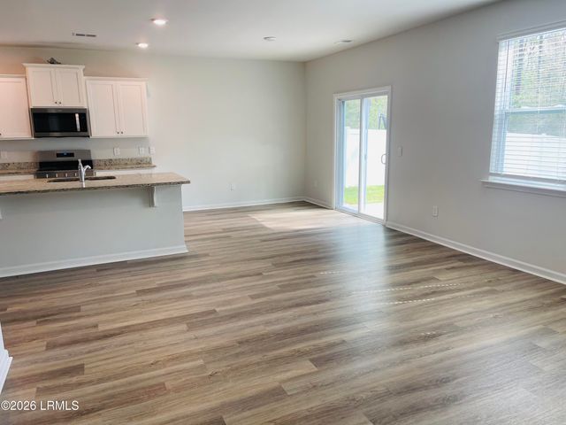 120 Hiatus Court, Ridgeland, SC 29936