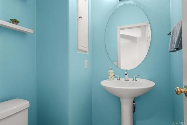 1959 Oxford Court, Vista, CA 92081