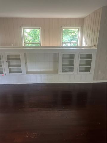 701 Hulme Street, Bowie, TX 76230