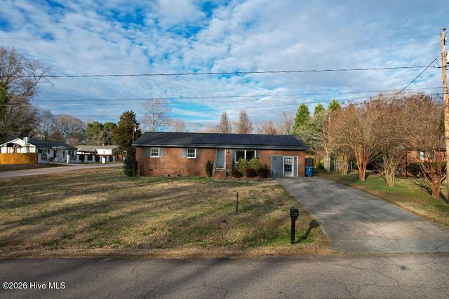 452 Mirror Lake Road, Salisbury, NC 28146