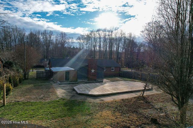 452 Mirror Lake Road, Salisbury, NC 28146