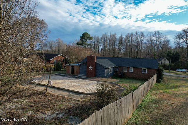 452 Mirror Lake Road, Salisbury, NC 28146