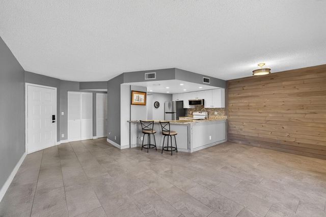 1605 S Us Highway 1 D105, Jupiter, FL 33477