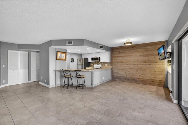 1605 S Us Highway 1 D105, Jupiter, FL 33477