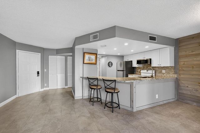 1605 S Us Highway 1 D105, Jupiter, FL 33477