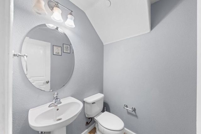 2872 10th Street, San Pablo, CA 94806