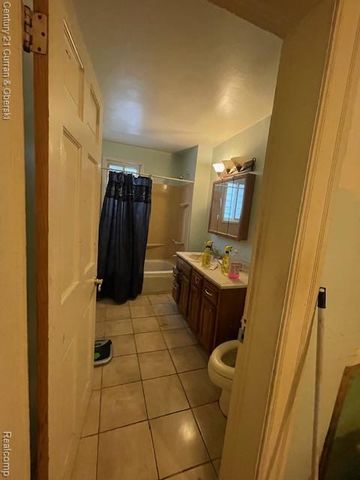 3219 Hanley Street, Hamtramck, MI 48212