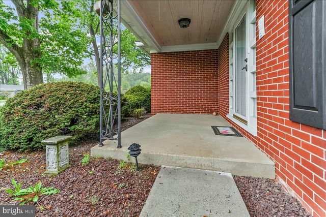 1219 SCOTT DR, Coatesville, PA 19320