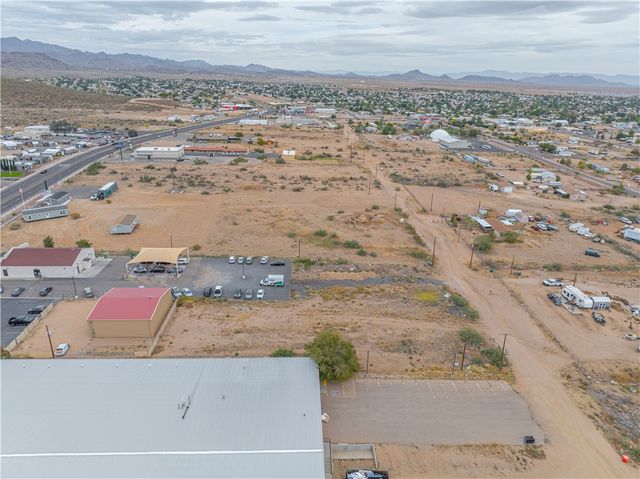 4305 N Sierra Road, Kingman, AZ 86409