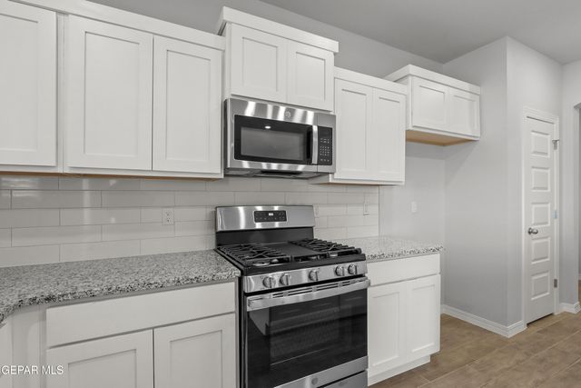 14453 Desert Wind Drive, El Paso, TX 79928