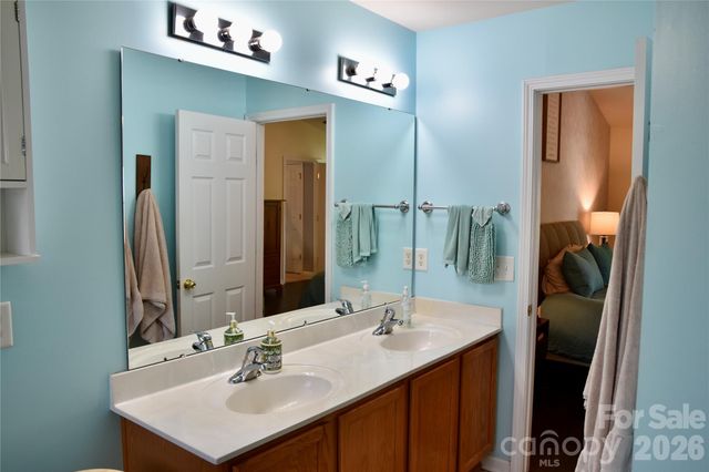 9007 Goldfields Drive, Charlotte, NC 28227