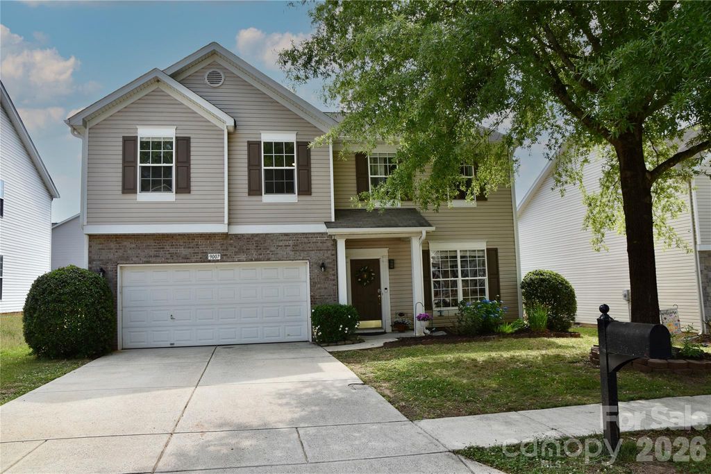 9007 Goldfields Drive, Charlotte, NC 28227