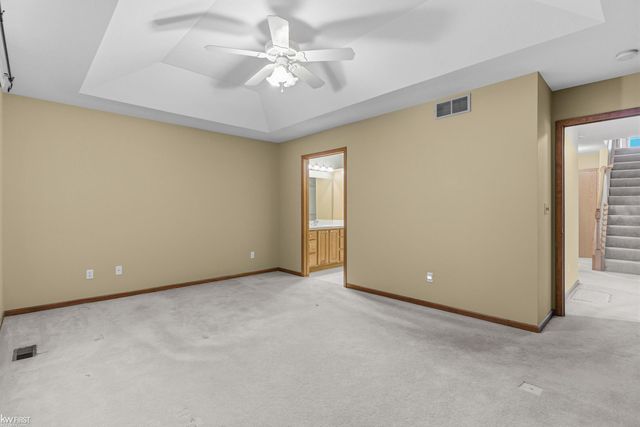 149 Creekwood Circle, Linden, MI 48451