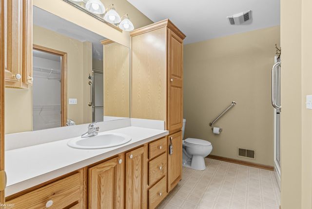 149 Creekwood Circle, Linden, MI 48451