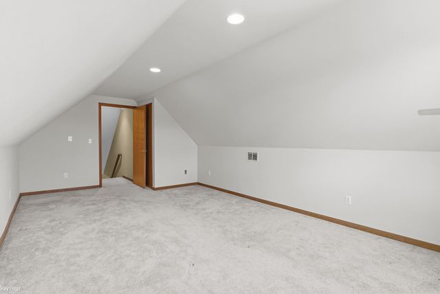 149 Creekwood Circle, Linden, MI 48451