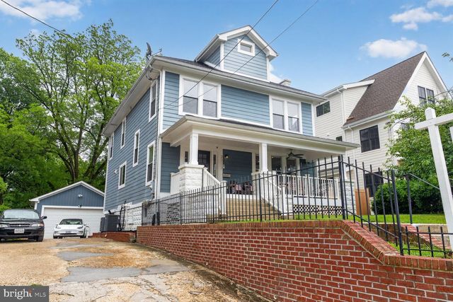 3717 30TH PL NE, Washington, DC 20018