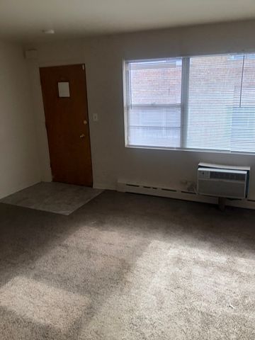 3529 S Harlem Avenue 11, Berwyn, IL 60402