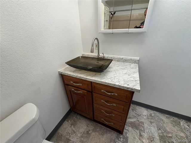 992 S Dearborn Way 7, Aurora, CO 80012