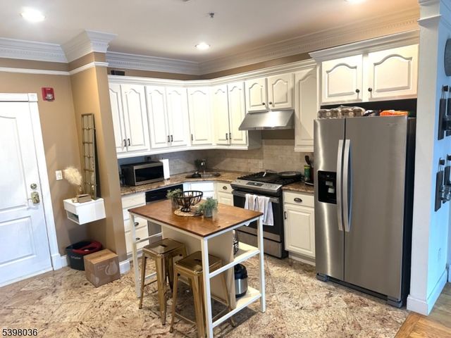 411 Chestnut St 2D, Newark City, NJ 07105