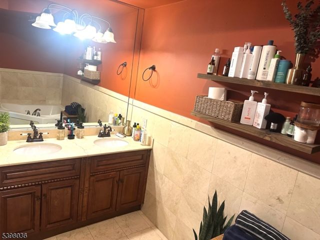 411 Chestnut St 2D, Newark City, NJ 07105