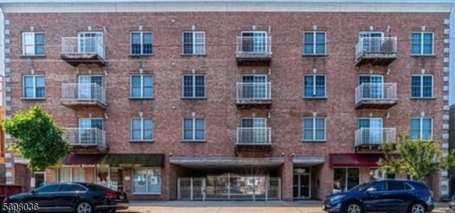 411 Chestnut St 2D, Newark City, NJ 07105