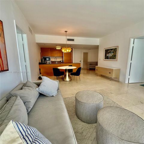 475 Brickell Ave 1609, Miami, FL 33131