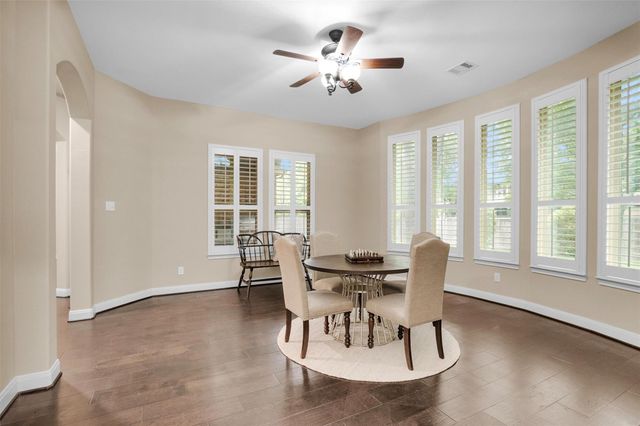 123 Del Monte Pines Drive, Montgomery, TX 77316