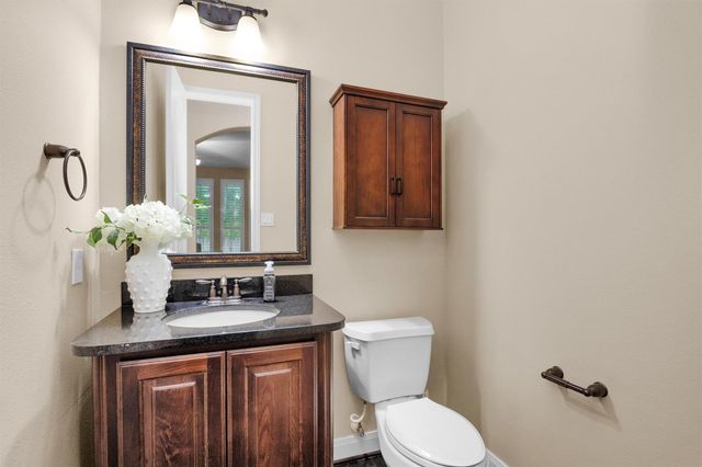 123 Del Monte Pines Drive, Montgomery, TX 77316