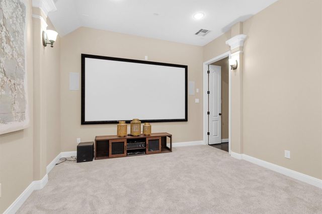 123 Del Monte Pines Drive, Montgomery, TX 77316