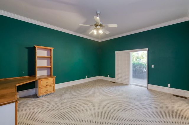 4715 E Copper Avenue, Clovis, CA 93619