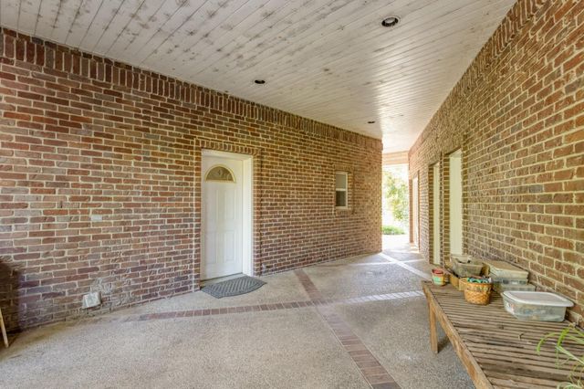 4715 E Copper Avenue, Clovis, CA 93619