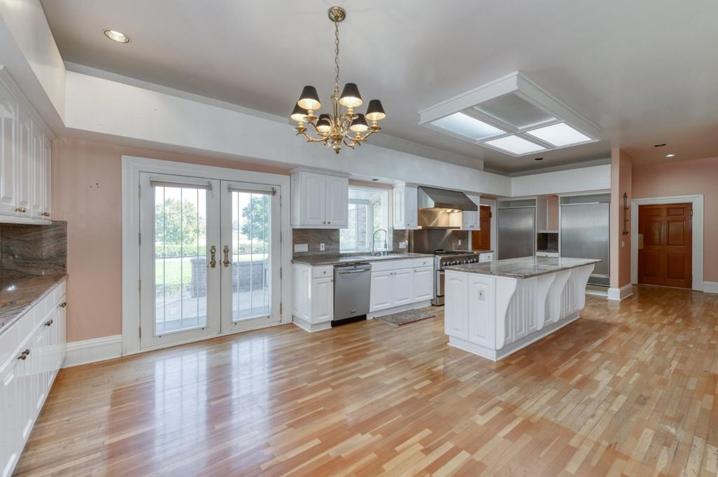 Image 24 of property listing at 4715 E Copper Avenue, Clovis, CA 93619