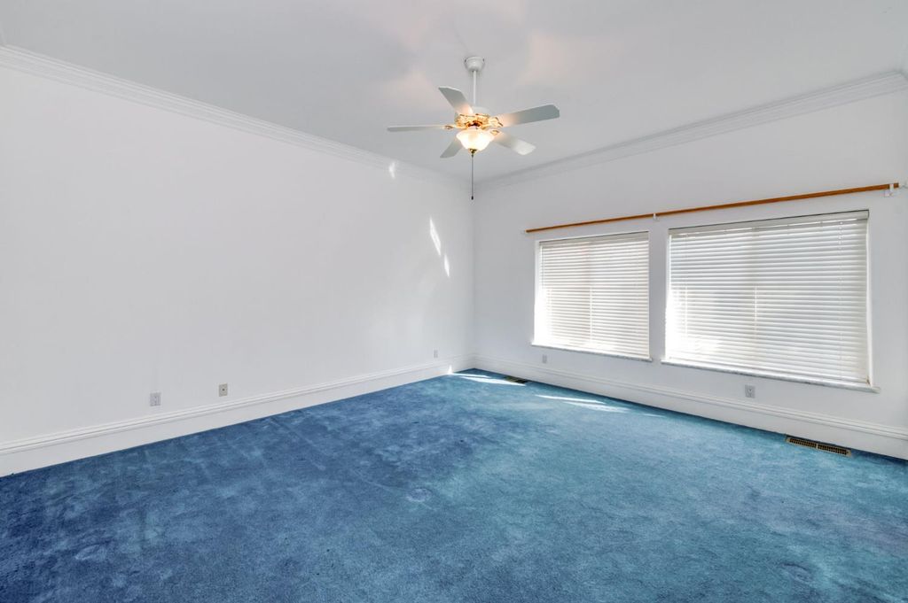 Image 47 of property listing at 4715 E Copper Avenue, Clovis, CA 93619