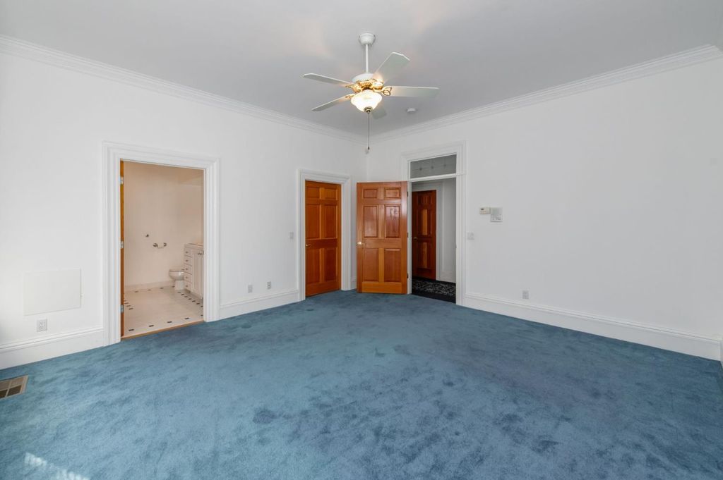 Image 48 of property listing at 4715 E Copper Avenue, Clovis, CA 93619