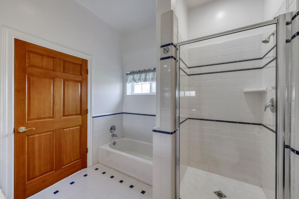 Image 50 of property listing at 4715 E Copper Avenue, Clovis, CA 93619