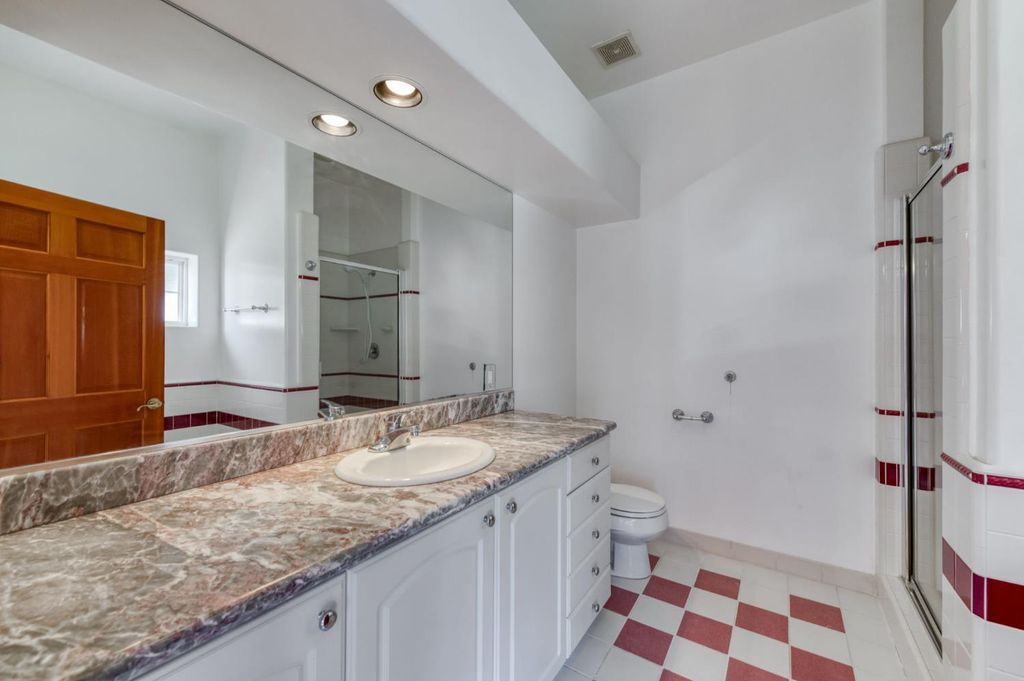 Image 53 of property listing at 4715 E Copper Avenue, Clovis, CA 93619