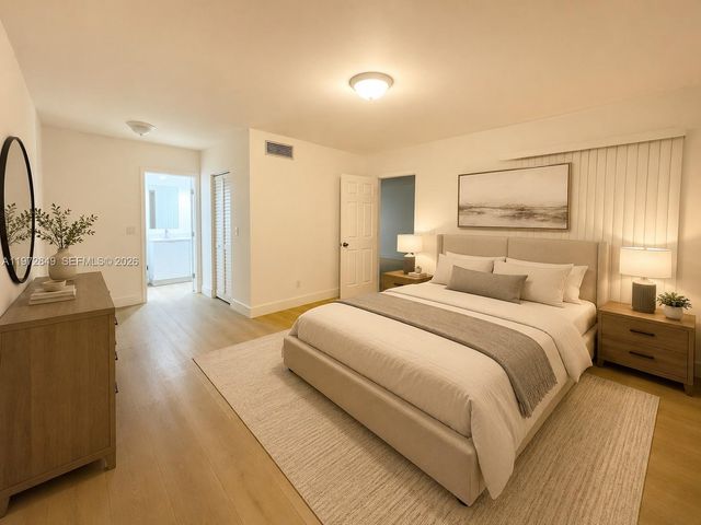 1765 Courtyard Way 103, Naples, FL 34112