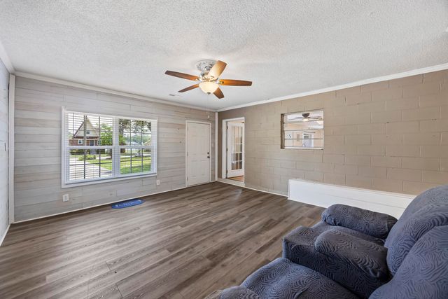 1416 Litzler Drive, Manning, SC 29102