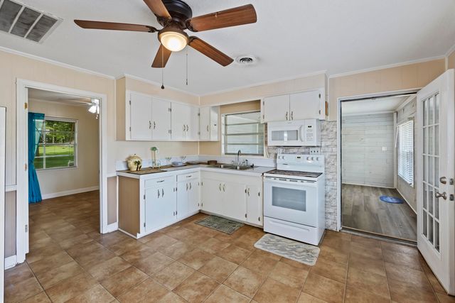 1416 Litzler Drive, Manning, SC 29102