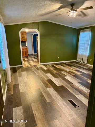 230 Company Circle, Helenwood, TN 37755