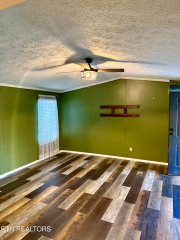 230 Company Circle, Helenwood, TN 37755