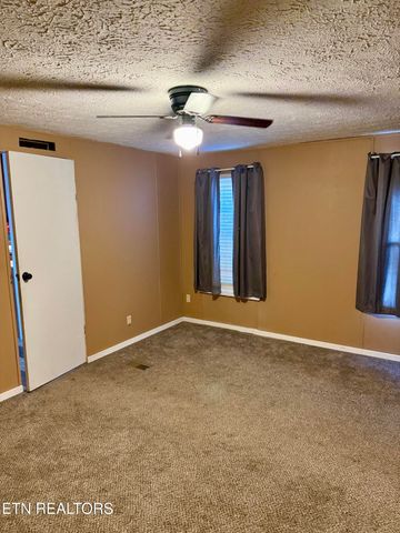 230 Company Circle, Helenwood, TN 37755