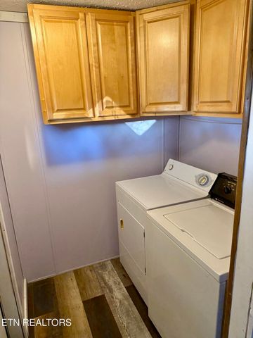 230 Company Circle, Helenwood, TN 37755