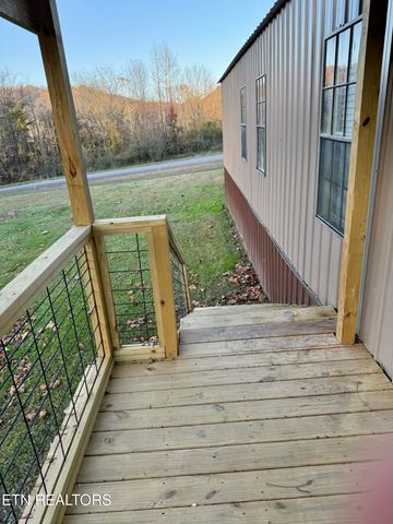 230 Company Circle, Helenwood, TN 37755