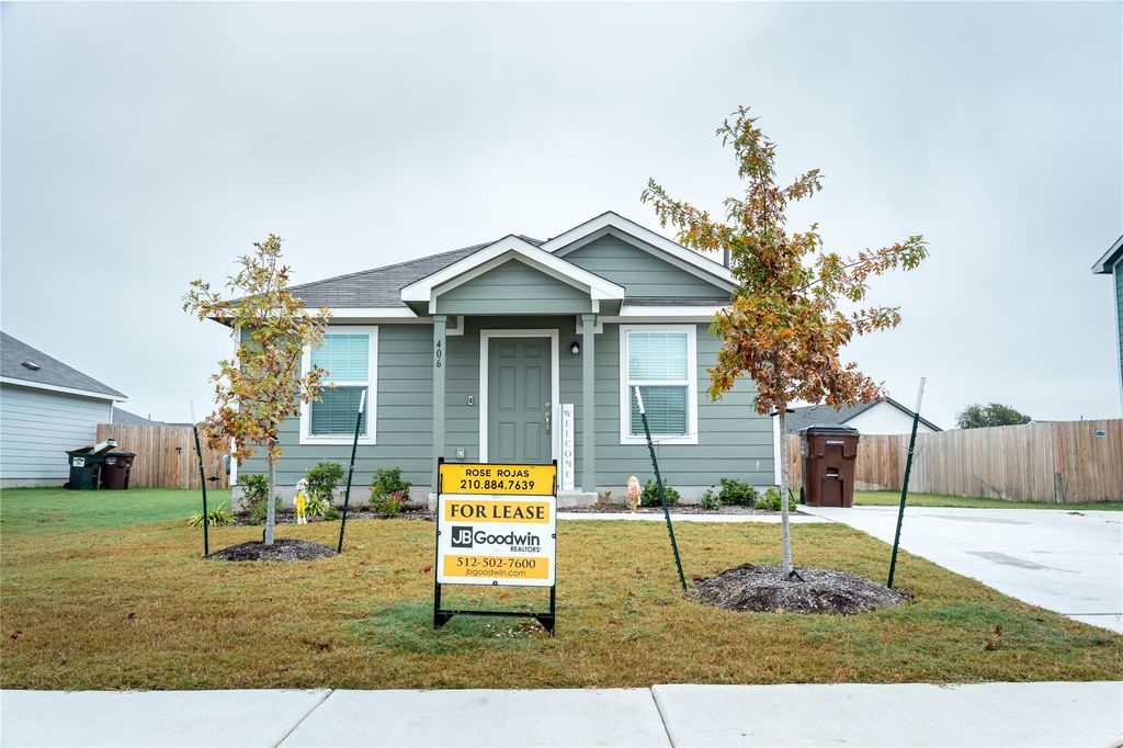 406 Halfmoon DR, Lockhart, TX 78644