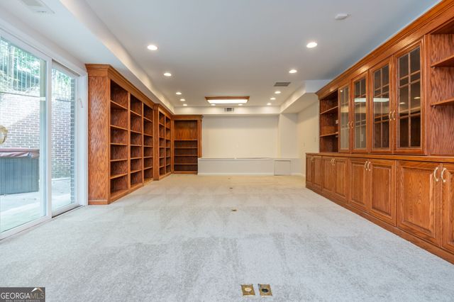 1664 Mason Mill Road NE, Atlanta, GA 30329