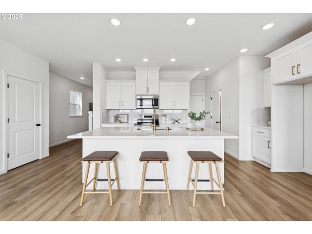 1606 Ne 181st Ave, Vancouver, WA 98684