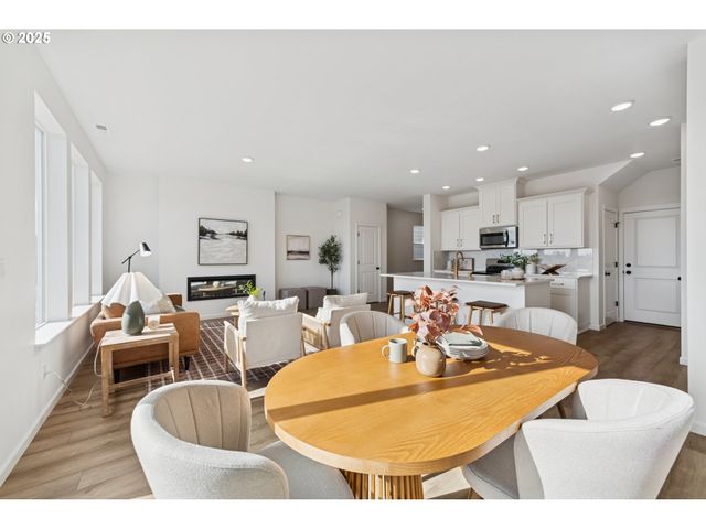 1606 Ne 181st Ave, Vancouver, WA 98684